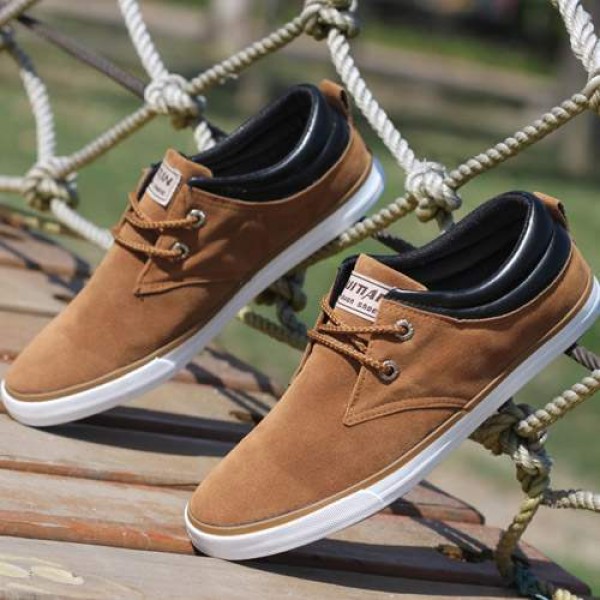Baskets bateau Homme Sneakers casual shoes canvas toile chic Camel